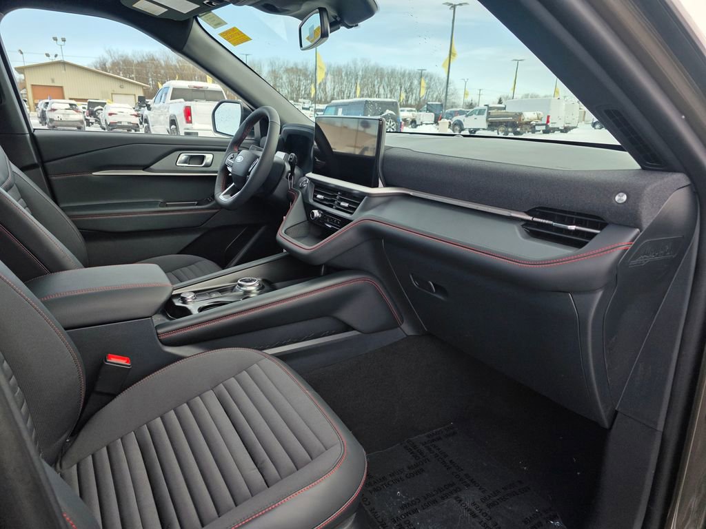 New 2026 Ford Explorer ST-Line w/ ST-Line Street Pack AWD/4WD image 34