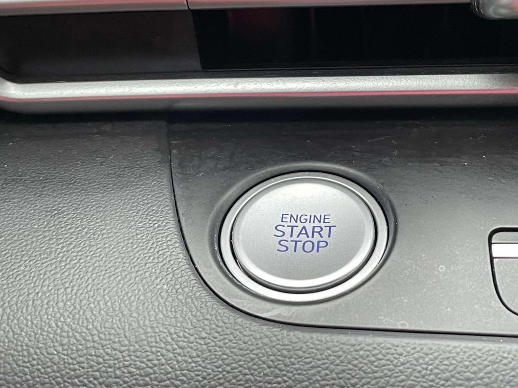 Used 2023 Hyundai Elantra SEL w/ Convenience Package FWD image 29