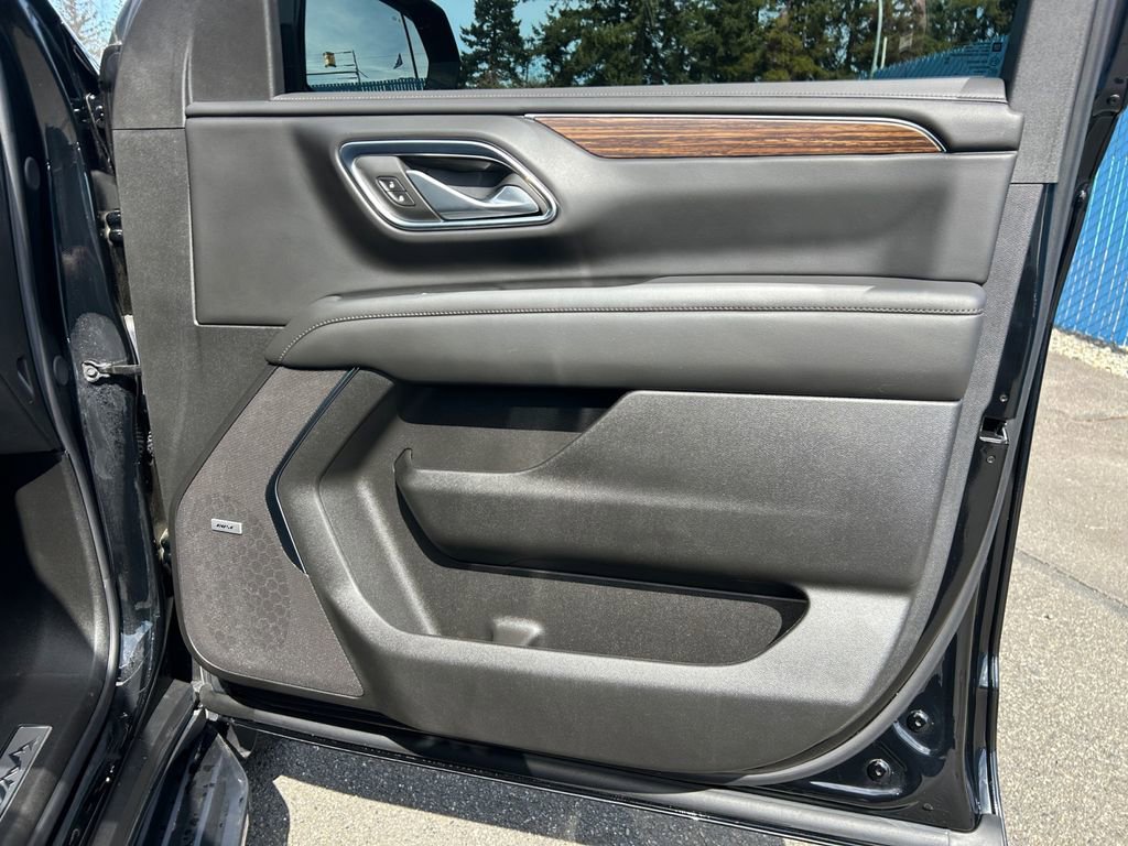 Used 2024 Chevrolet Tahoe High Country w/ Max Trailering Package AWD/4WD image 25