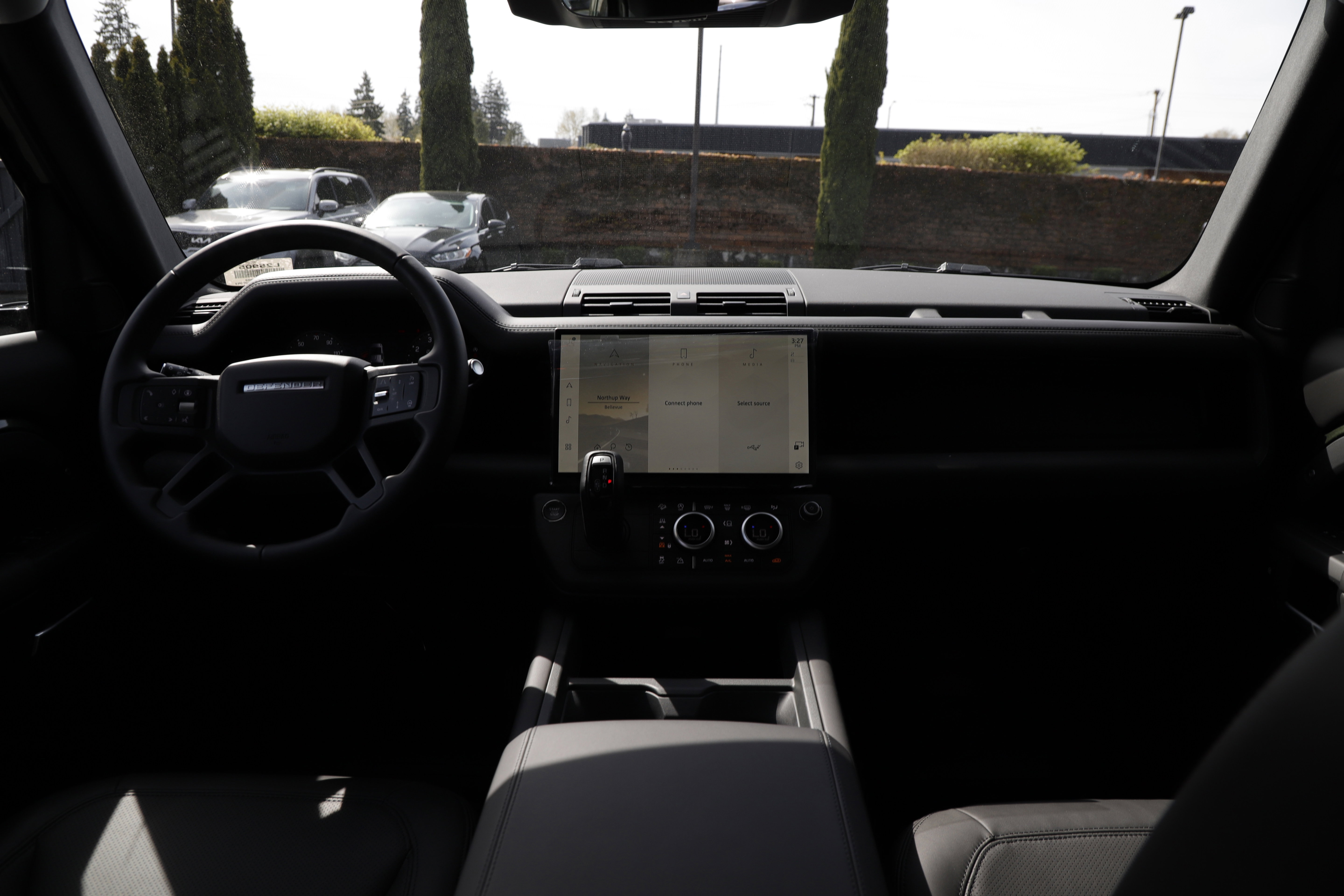 New 2026 Land Rover Defender 110 X-Dynamic SE image 13