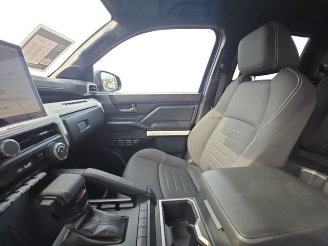 Used 2024 Toyota Tacoma TRD Sport w/ TRD Sport Upgrade Package image 11