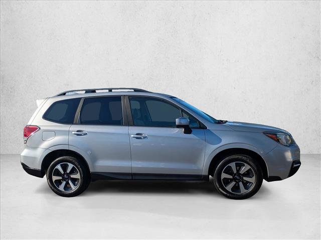 Used 2017 Subaru Forester 2.5i Premium w/ All-Weather Package image 8