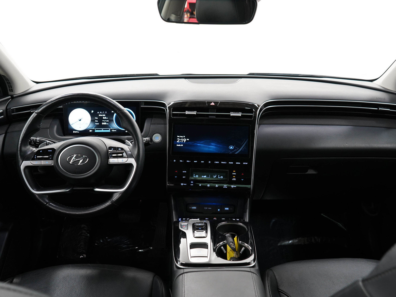 Used 2024 Hyundai Tucson Limited AWD/4WD image 16