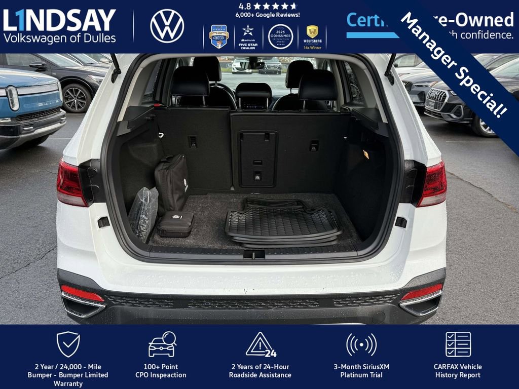 Certified 2022 Volkswagen Taos SE w/ IQ.Drive SE Package image 14
