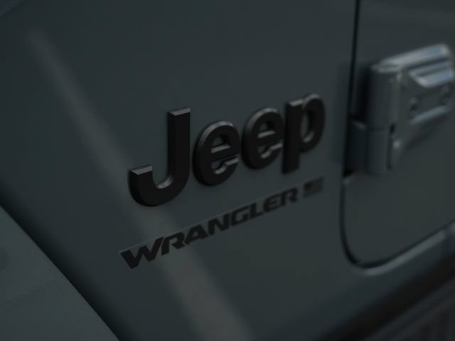Used 2026 Jeep Wrangler Unlimited Sahara AWD/4WD image 39