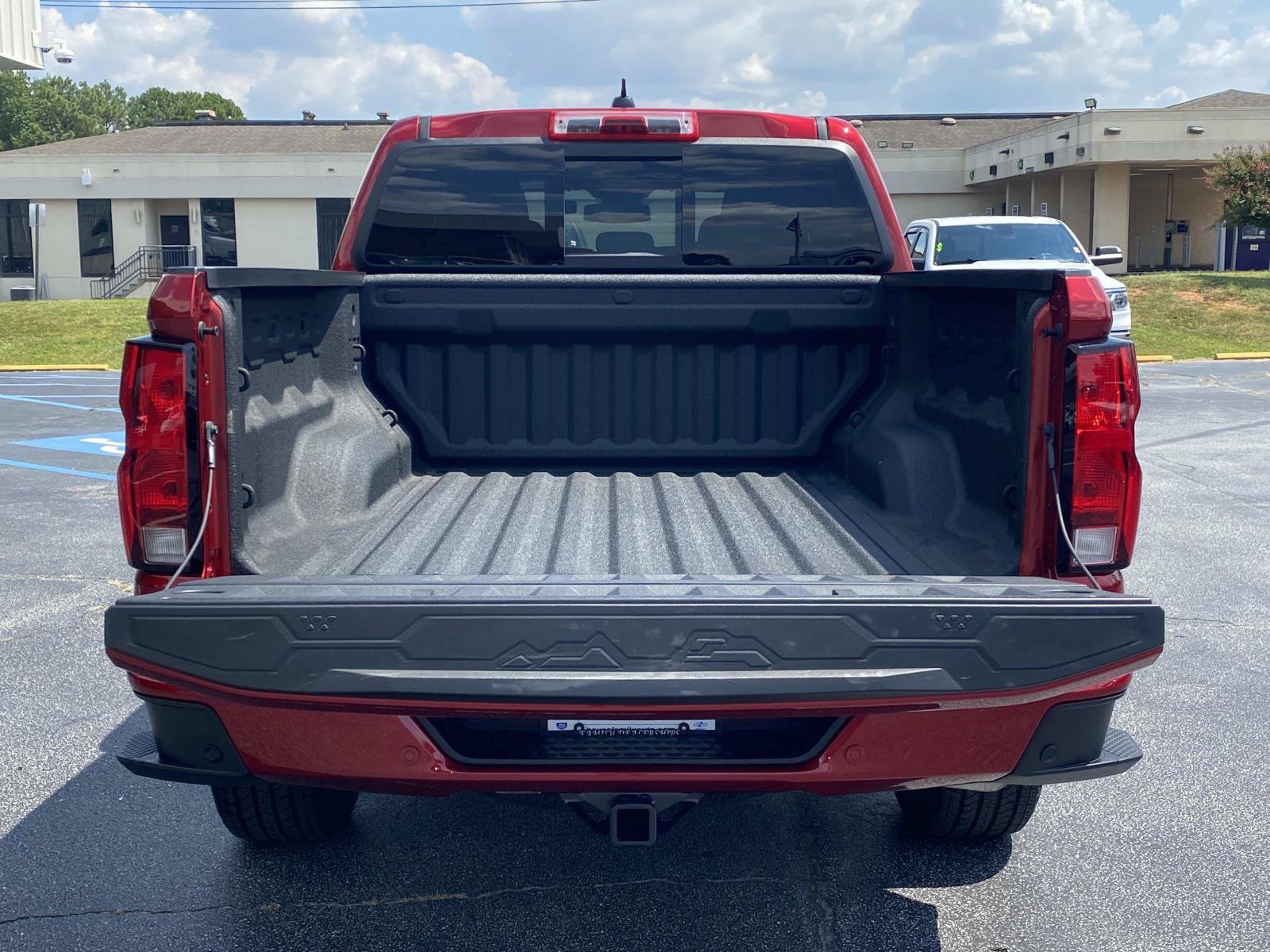 Used 2025 Chevrolet Colorado LT w/ Advanced Trailering Package RWD image 6