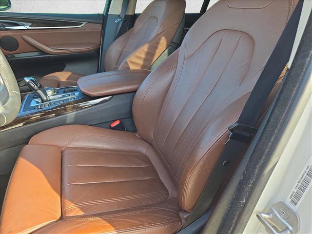 Used 2016 BMW X5 xDrive40e AWD/4WD image 11