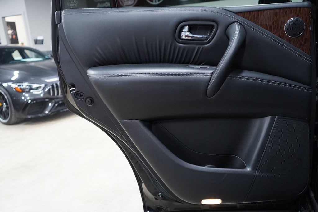 Used 2020 Nissan Armada Platinum RWD image 13