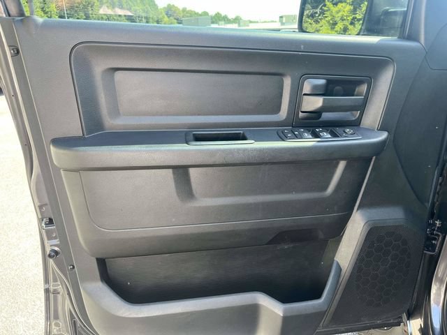 Used 2017 RAM 1500 Express RWD image 17