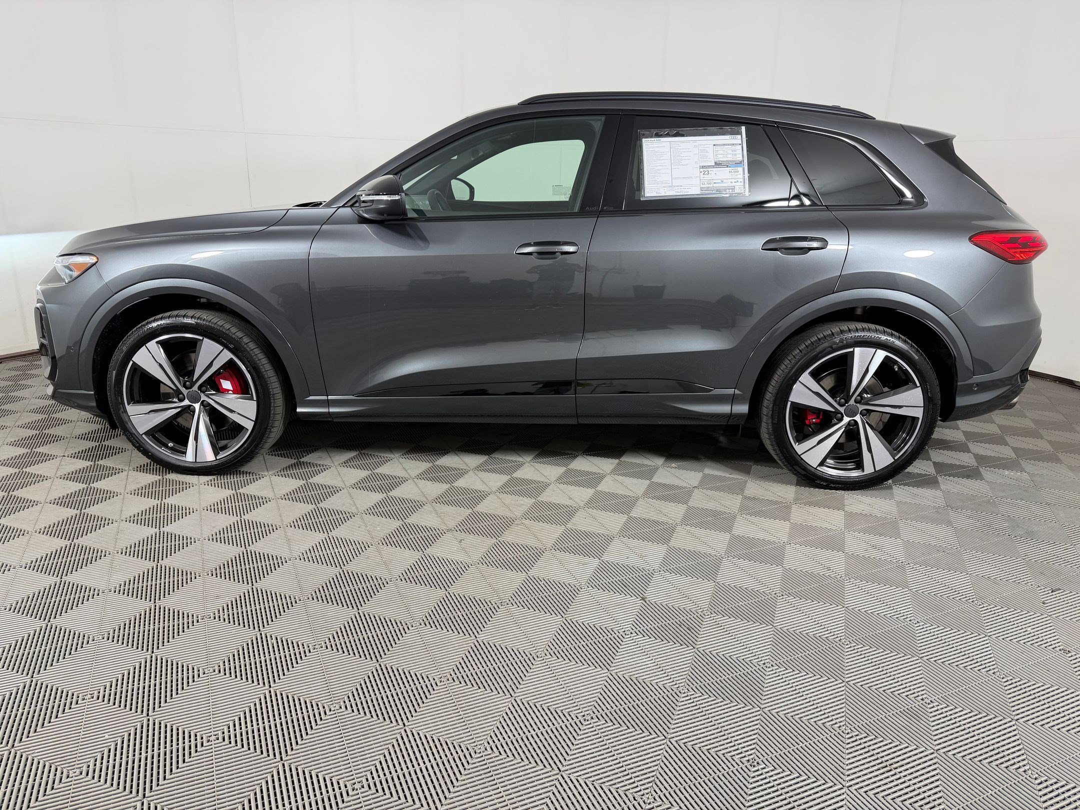 New 2026 Audi SQ5 Premium Plus AWD/4WD image 2