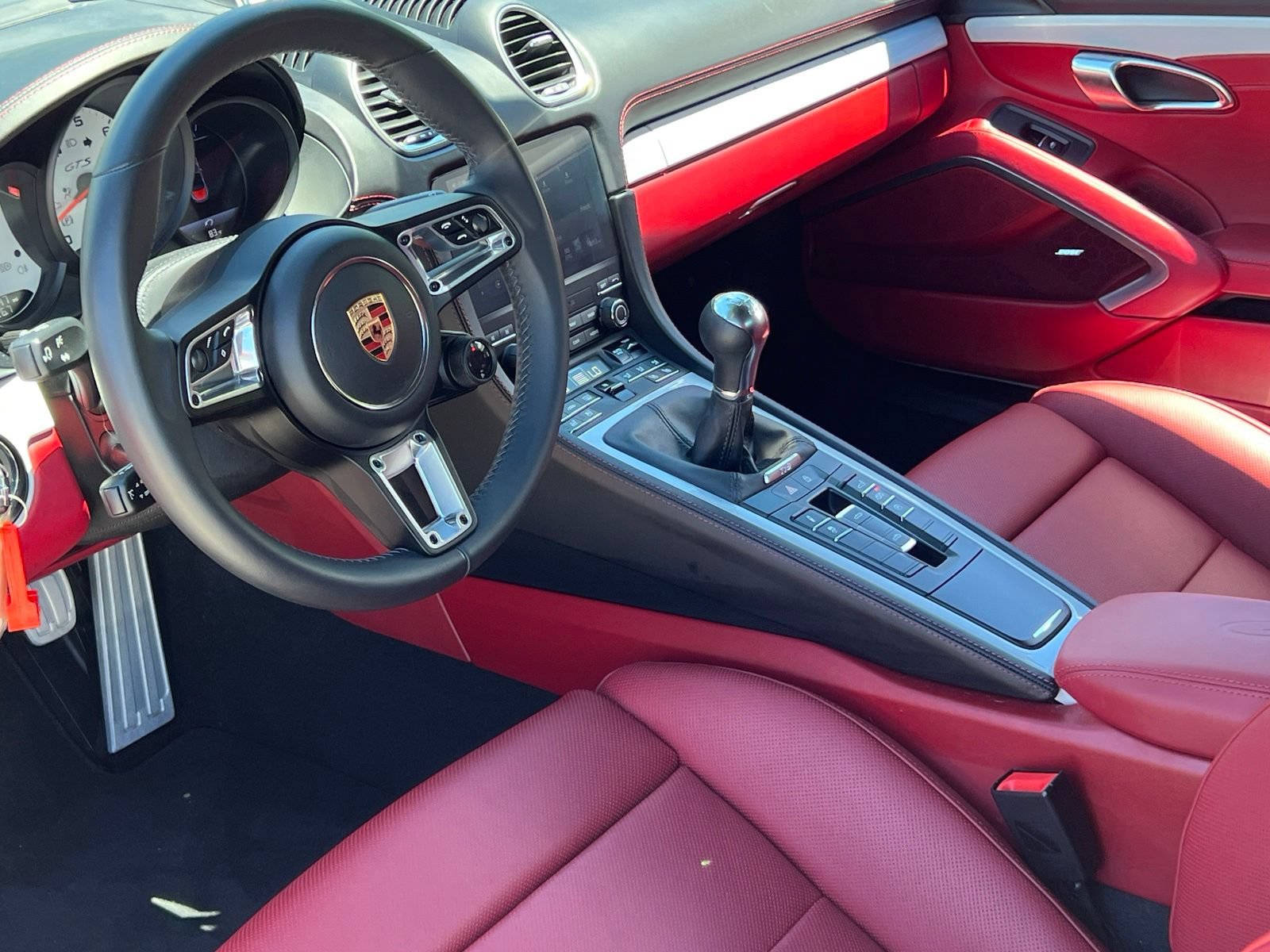 Used 2025 Porsche 718 Boxster GTS RWD image 4