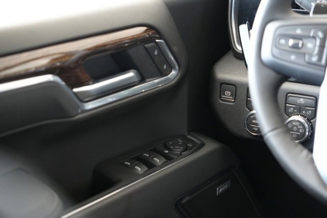 New 2026 GMC Sierra 1500 Elevation w/ LPO, Elevation Black Package image 19