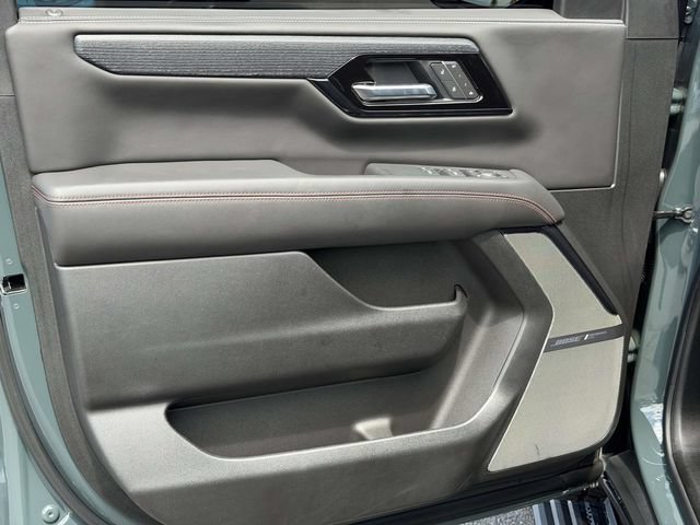 Used 2026 GMC Yukon AT4 Ultimate AWD/4WD image 6