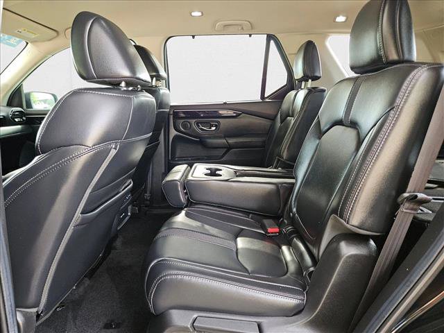 Used 2025 Honda Pilot EX-L image 15