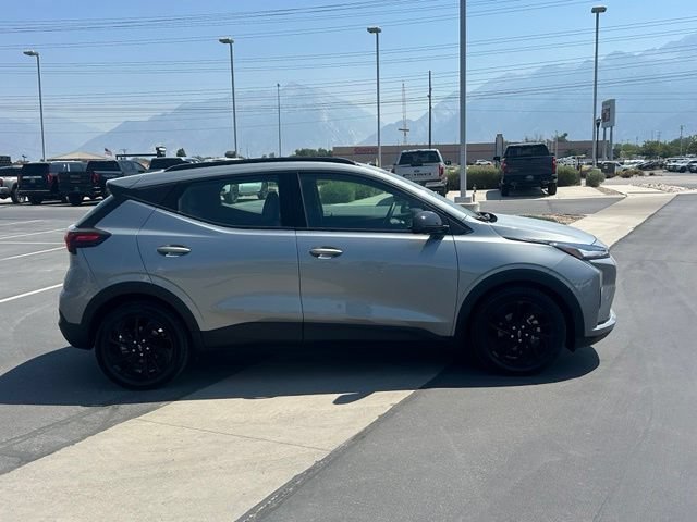 Certified 2027 Chevrolet Bolt RS w/ Technology Package FWD image 7