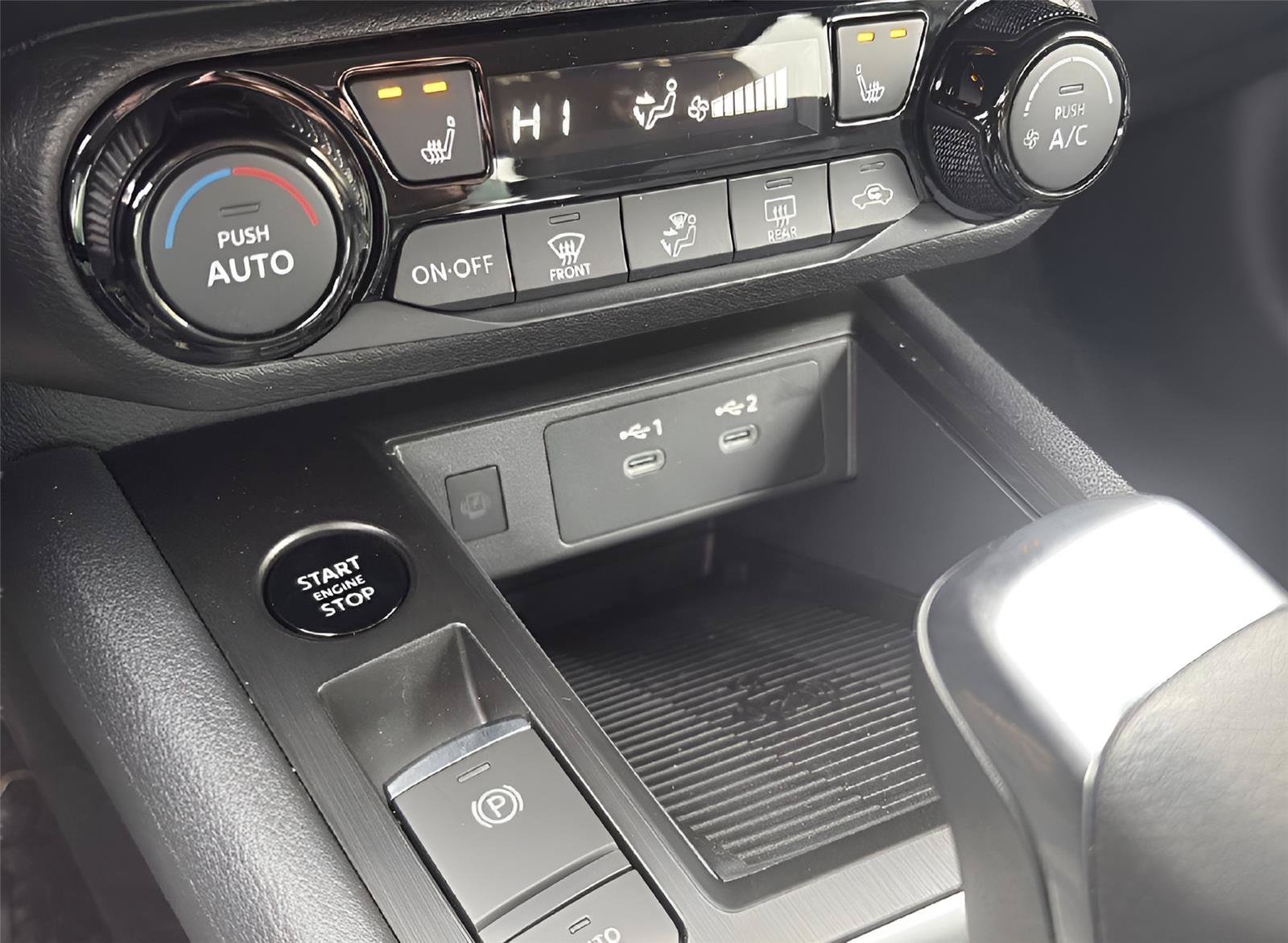 New 2026 Nissan Kicks SV w/ Cold Weather Package FWD image 20