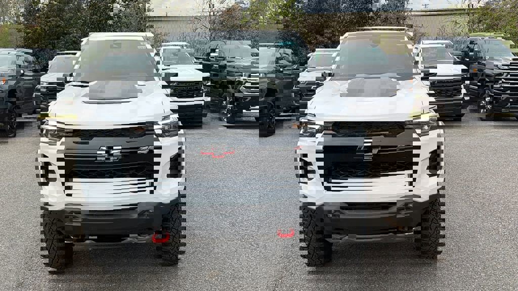 New 2026 Chevrolet Colorado ZR2 w/ Technology Package image 2