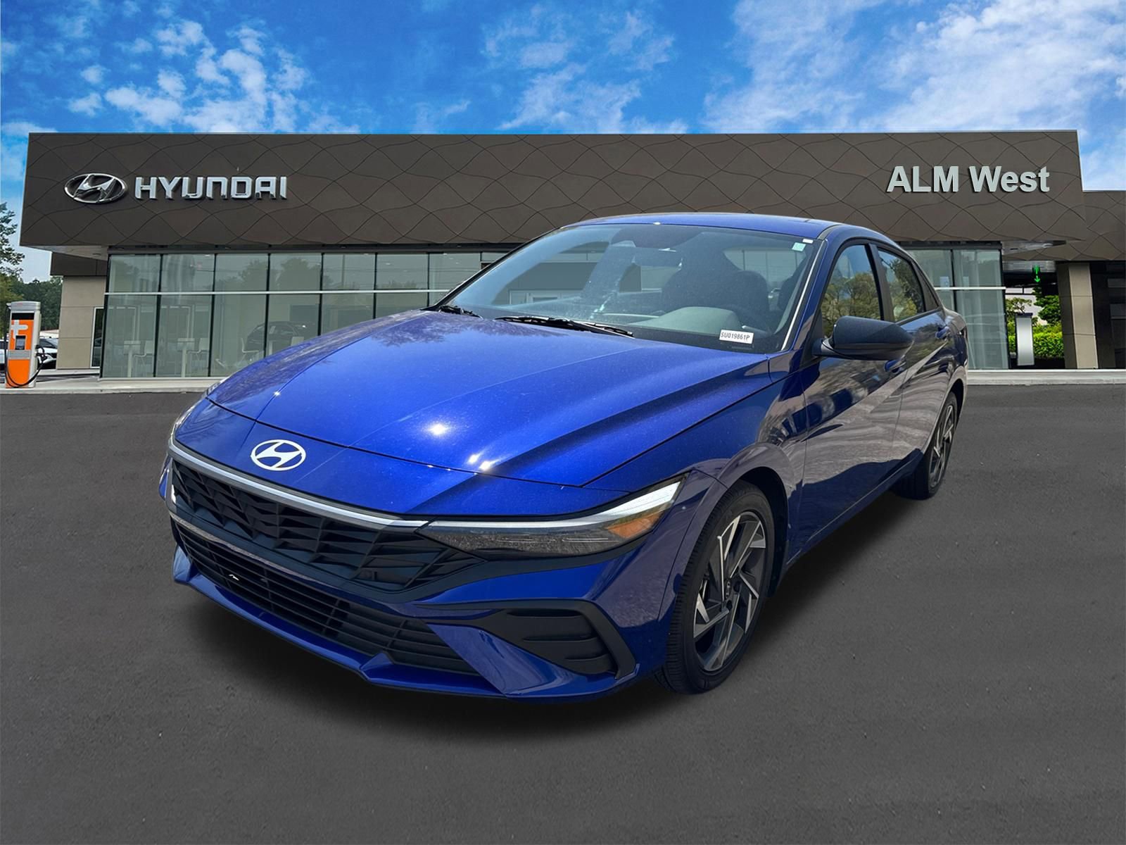 Used 2025 Hyundai Elantra Sport image 1