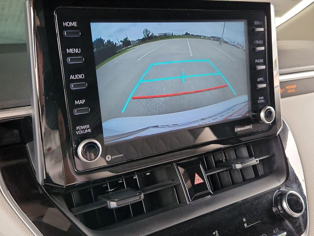 Used 2022 Toyota Corolla LE image 29