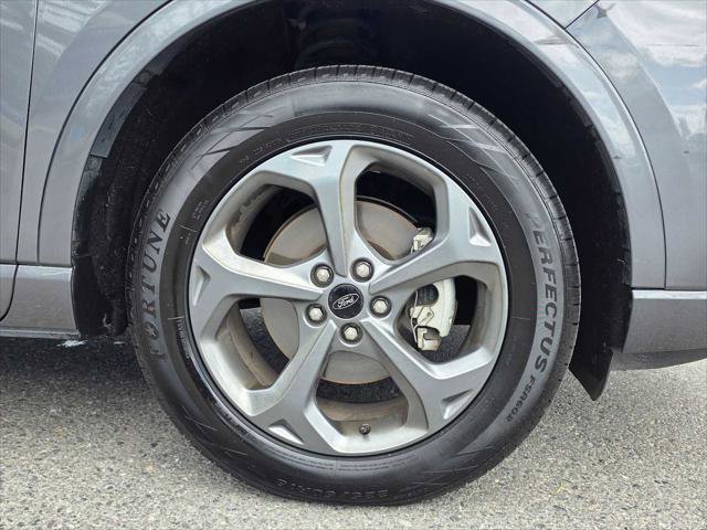 Used 2024 Ford Escape ST-Line AWD/4WD image 9