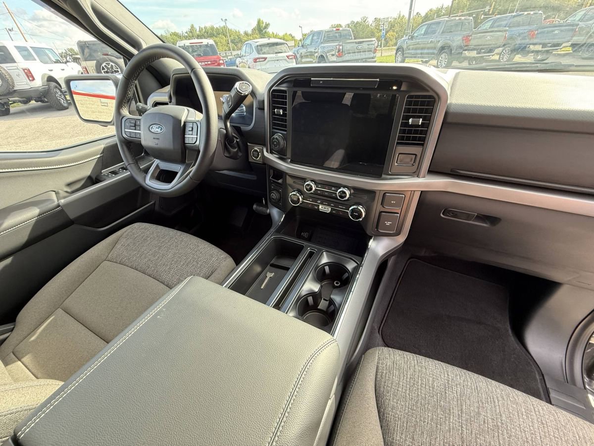 Used 2025 Ford F150 XLT w/ Equipment Group 302A MID image 11