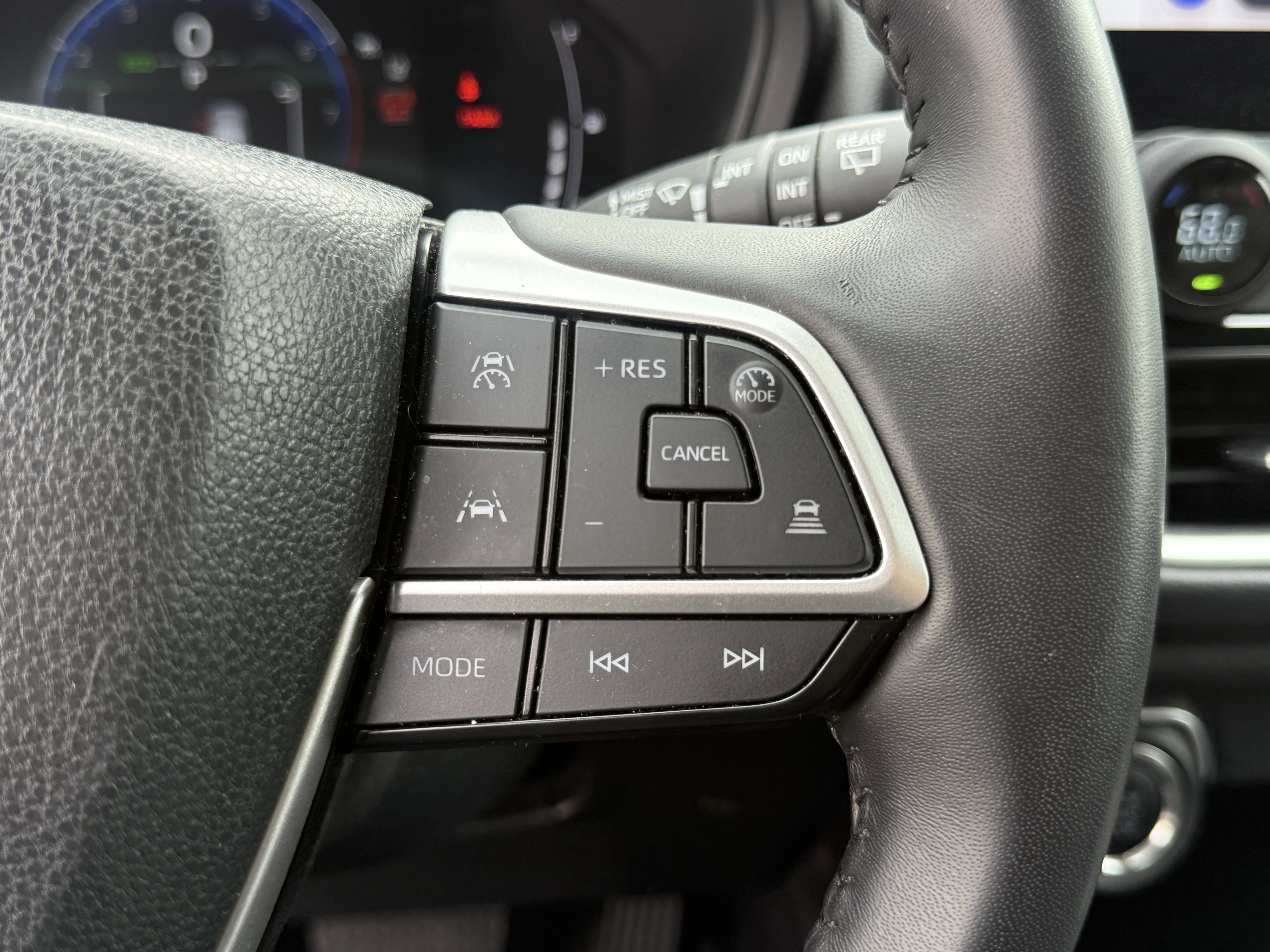 Used 2025 Toyota Grand Highlander FWD image 20