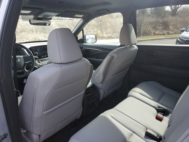 Used 2023 Honda Passport EX-L image 10