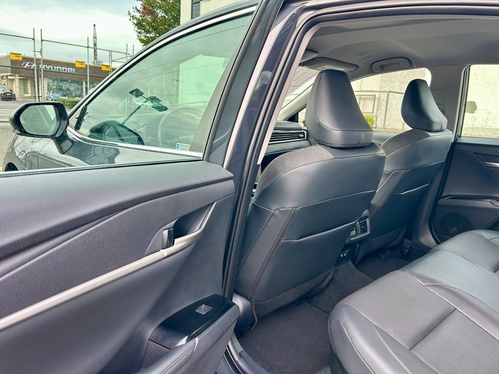 Certified 2025 Toyota Camry XLE FWD image 11
