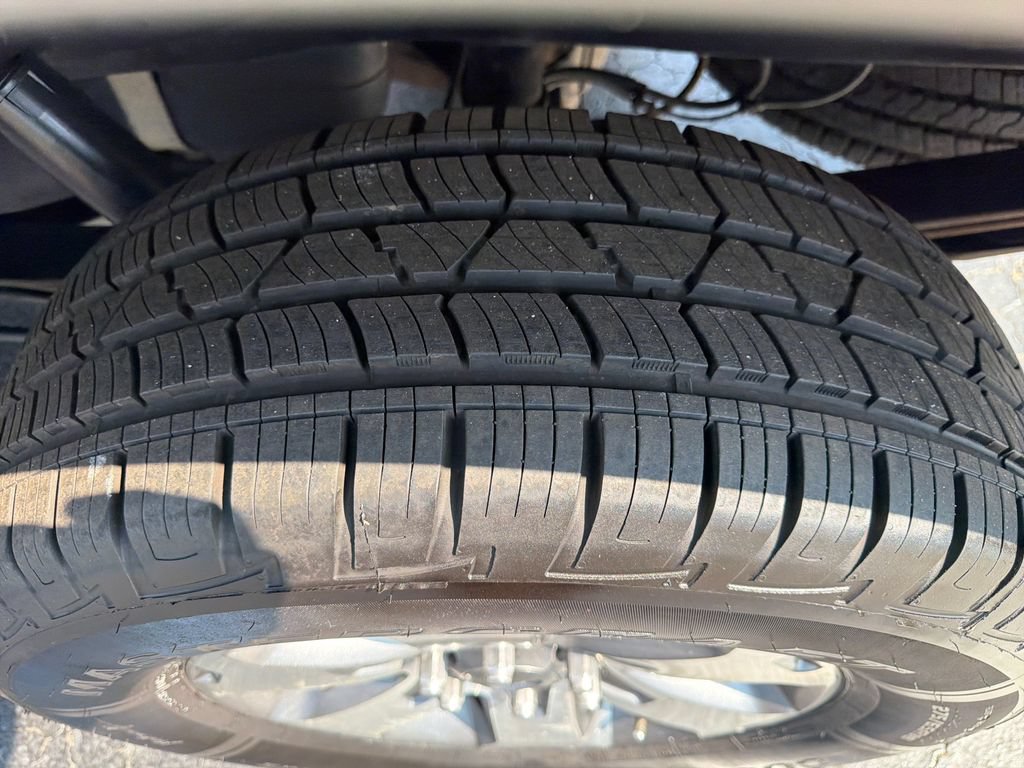 Used 2012 Ford F150 FX4 w/ FX Plus Pkg AWD/4WD image 18