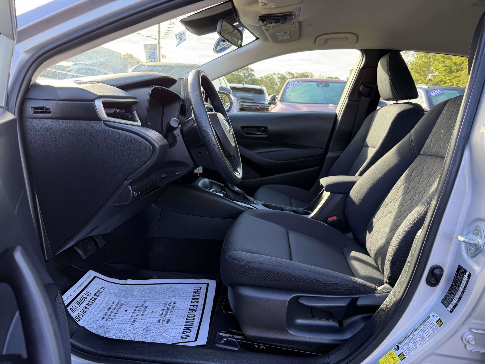 Used 2023 Toyota Corolla LE w/ Carpet Mat Package (TMS) FWD image 8