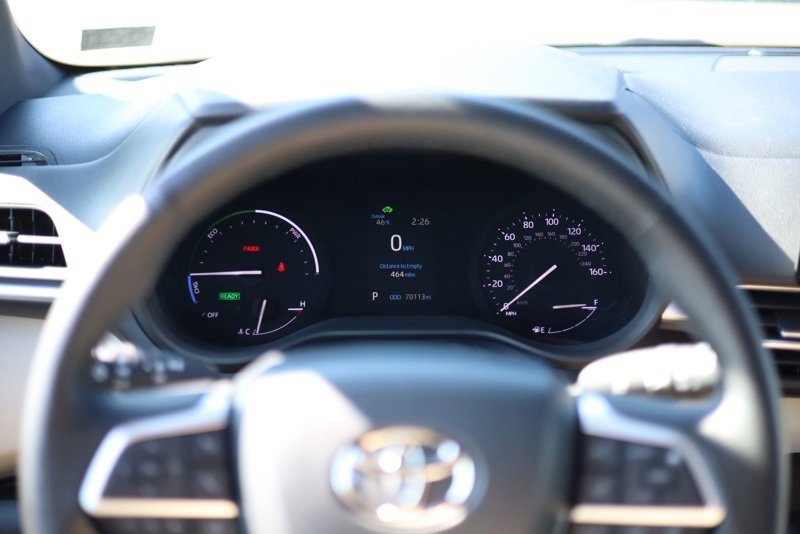 Used 2022 Toyota Sienna XLE image 14