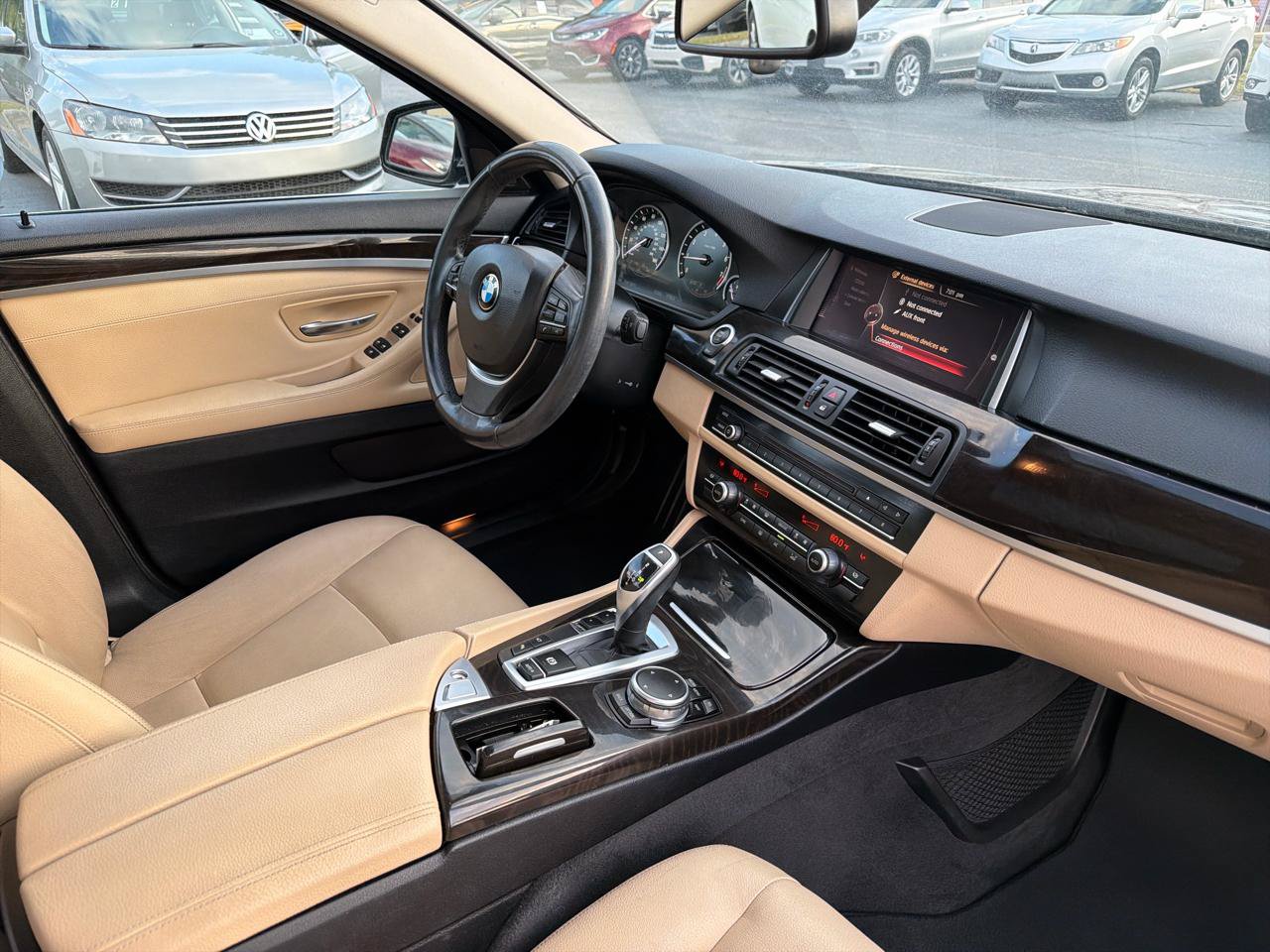 Used 2016 BMW 528i Sedan RWD image 24