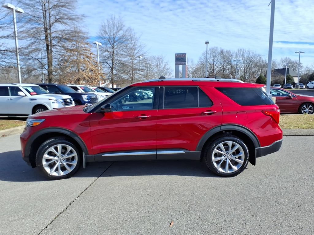 Used 2022 Ford Explorer Platinum w/ Equipment Group 601A AWD/4WD image 19