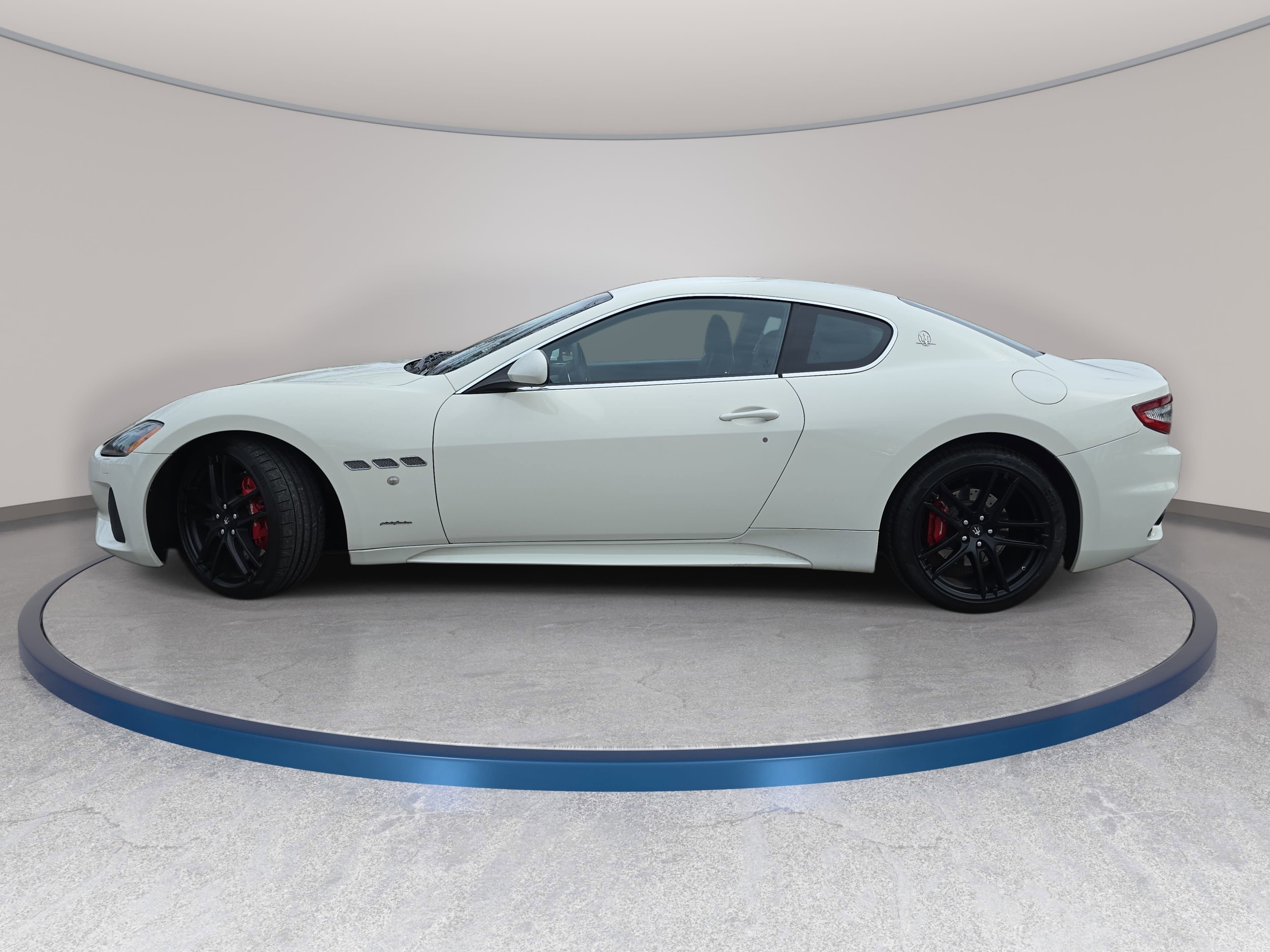 Used 2018 Maserati GranTurismo Sport RWD image 8