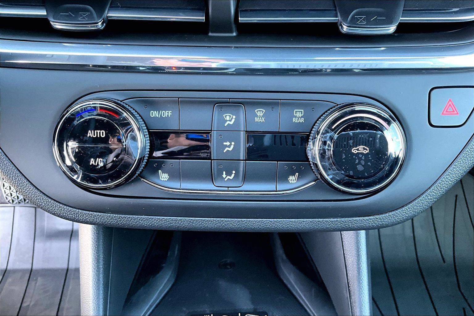 New 2026 Buick Envista Sport Touring w/ Convenience I Package FWD image 17