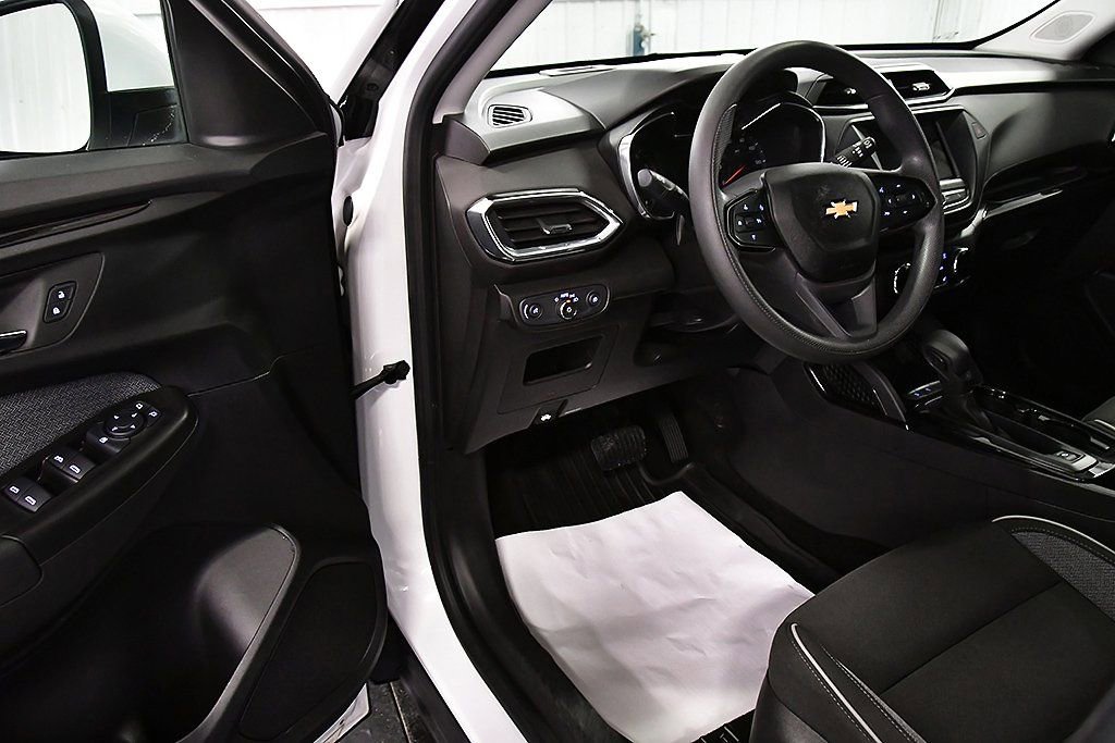 Used 2022 Chevrolet TrailBlazer LT image 15