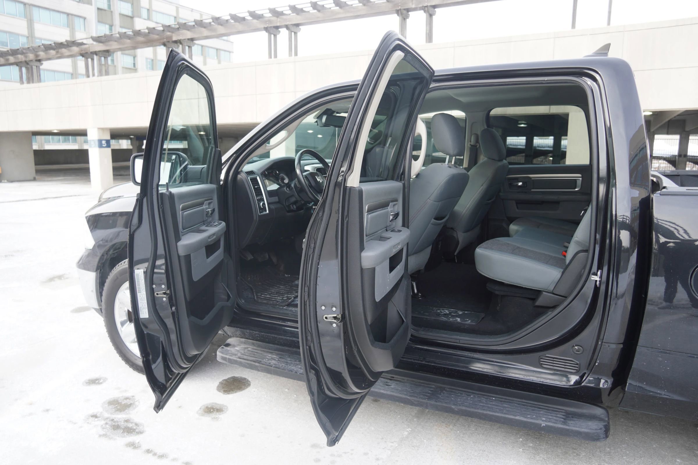 Used 2019 RAM 1500 Big Horn AWD/4WD image 8