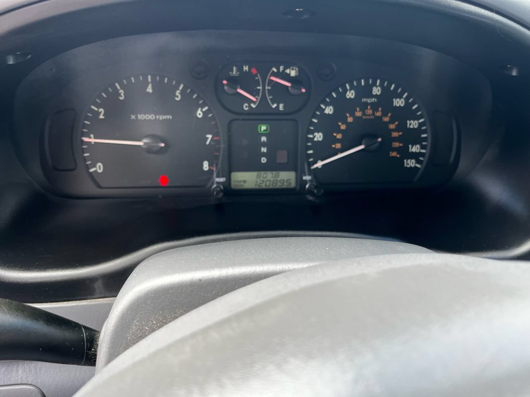 Used 2004 Kia Optima FWD image 17