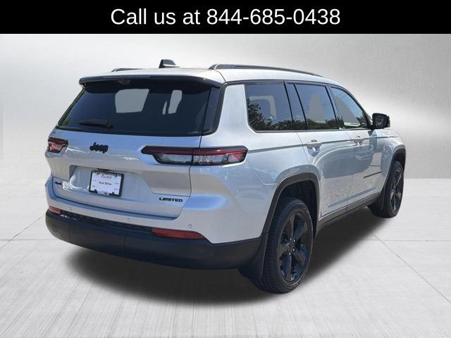 Certified 2025 Jeep Grand Cherokee L Limited w/ Luxury Tech Group II AWD/4WD image 5
