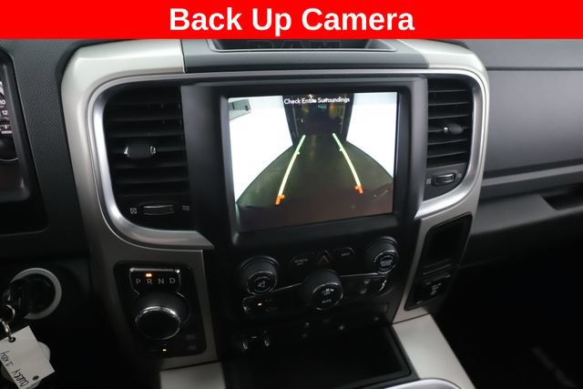 Used 2019 RAM 1500 Classic SLT w/ Black Appearance Group AWD/4WD image 5