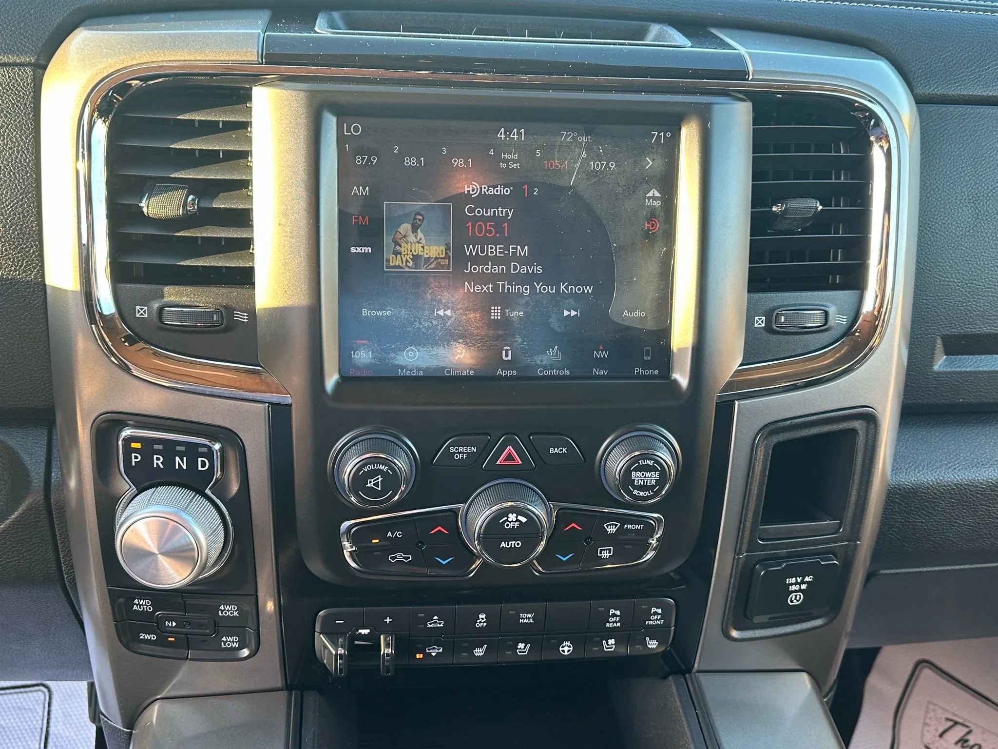 Used 2018 RAM 1500 Sport w/ Sport Premium Group image 22