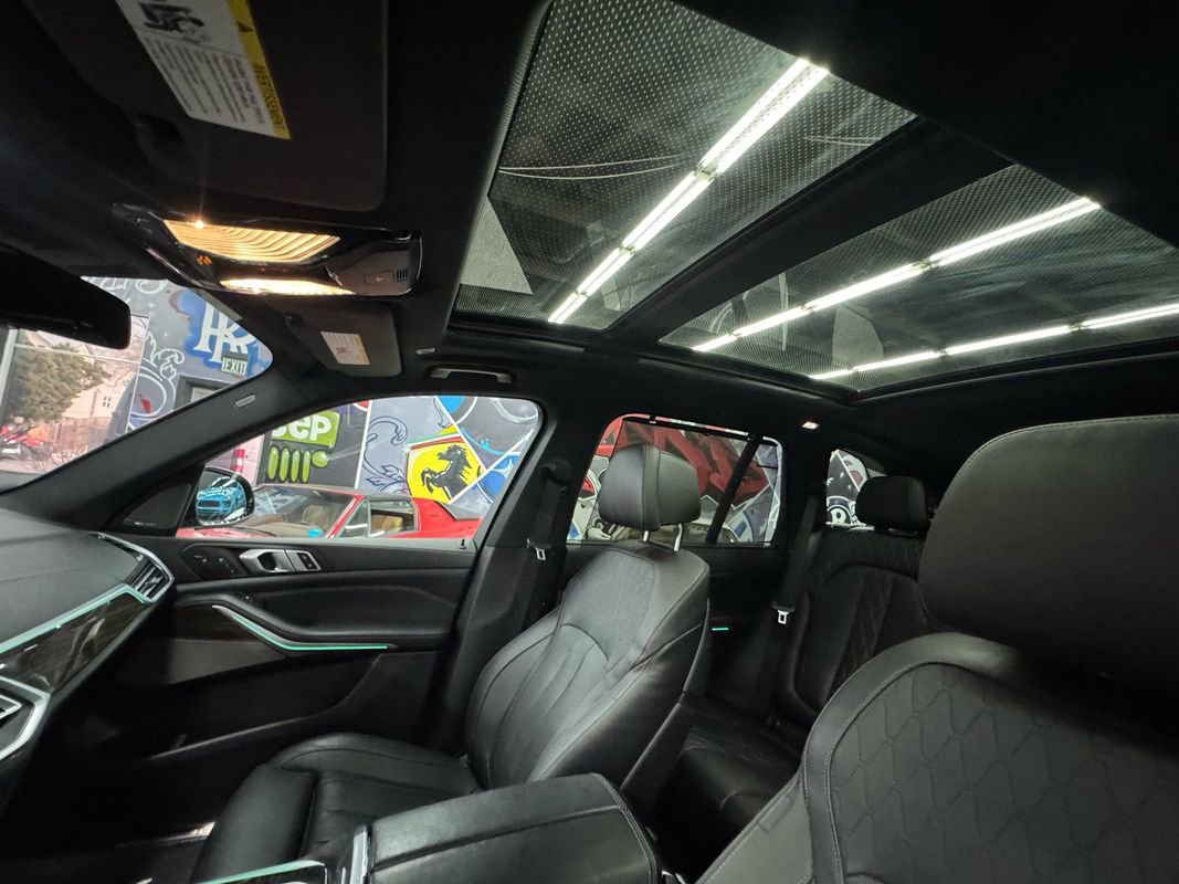 Used 2020 BMW X5 M50i w/ Executive Package AWD/4WD image 34