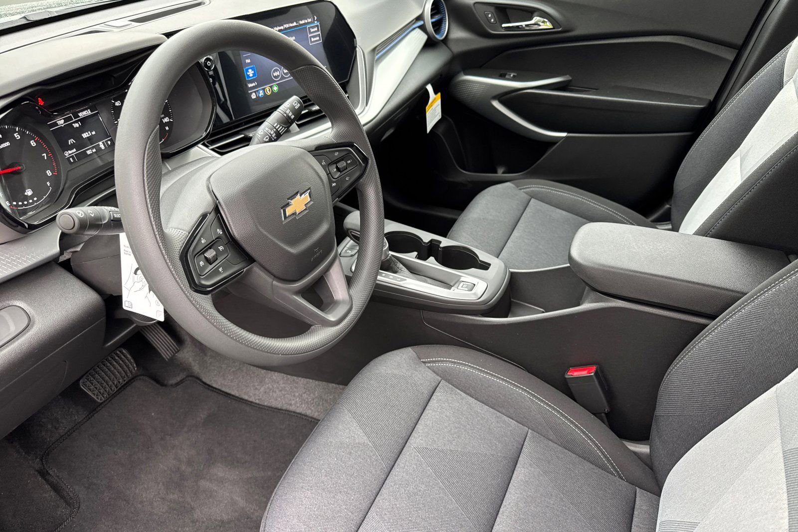 New 2026 Chevrolet Trax LS w/ LS Convenience Package image 9