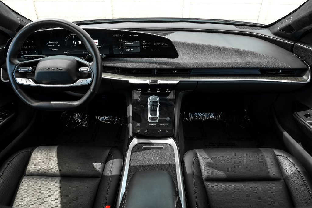 Used 2024 Lucid Air Touring AWD/4WD image 13