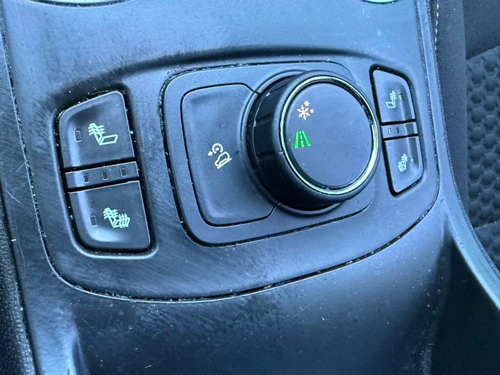 Used 2018 GMC Terrain SLE w/ Driver Convenience Package image 16