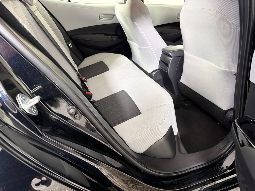 Used 2021 Toyota Corolla SE image 15