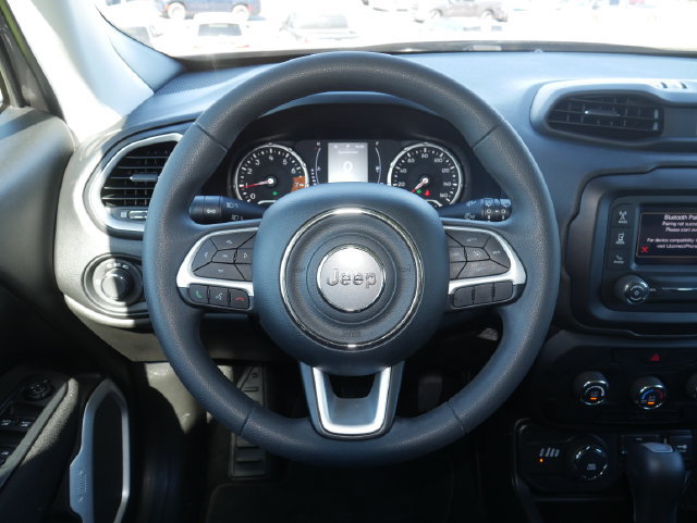 Used 2019 Jeep Renegade Sport w/ Sport Appearance Group AWD/4WD image 14