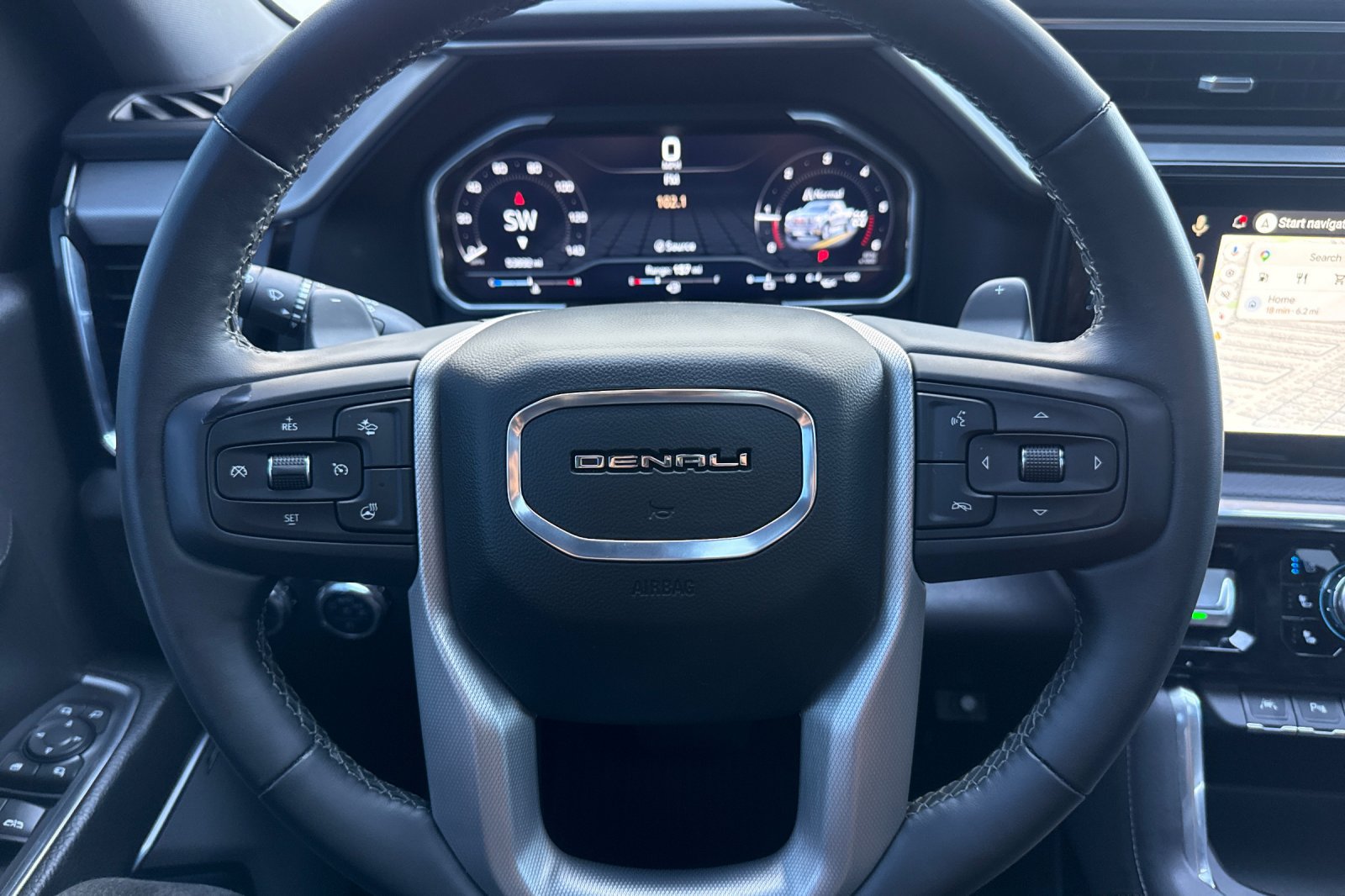 Used 2024 GMC Sierra 1500 Denali w/ Technology Package AWD/4WD image 27