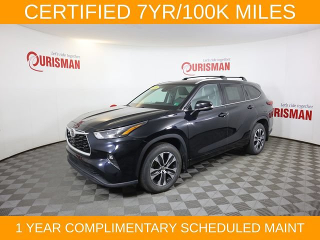 Used 2022 Toyota Highlander XLE AWD/4WD image 2
