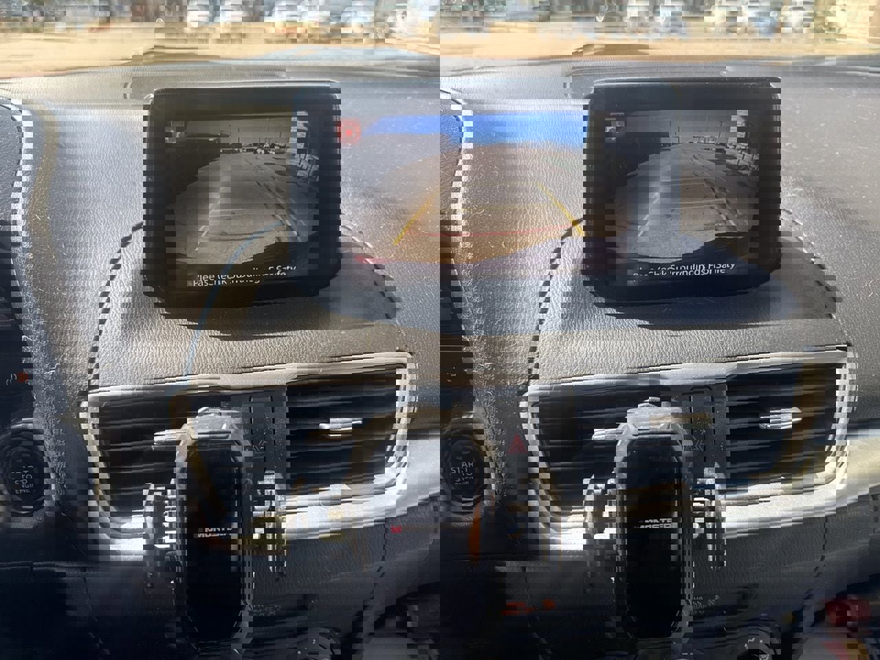 Used 2017 MAZDA MAZDA3 Sport image 11